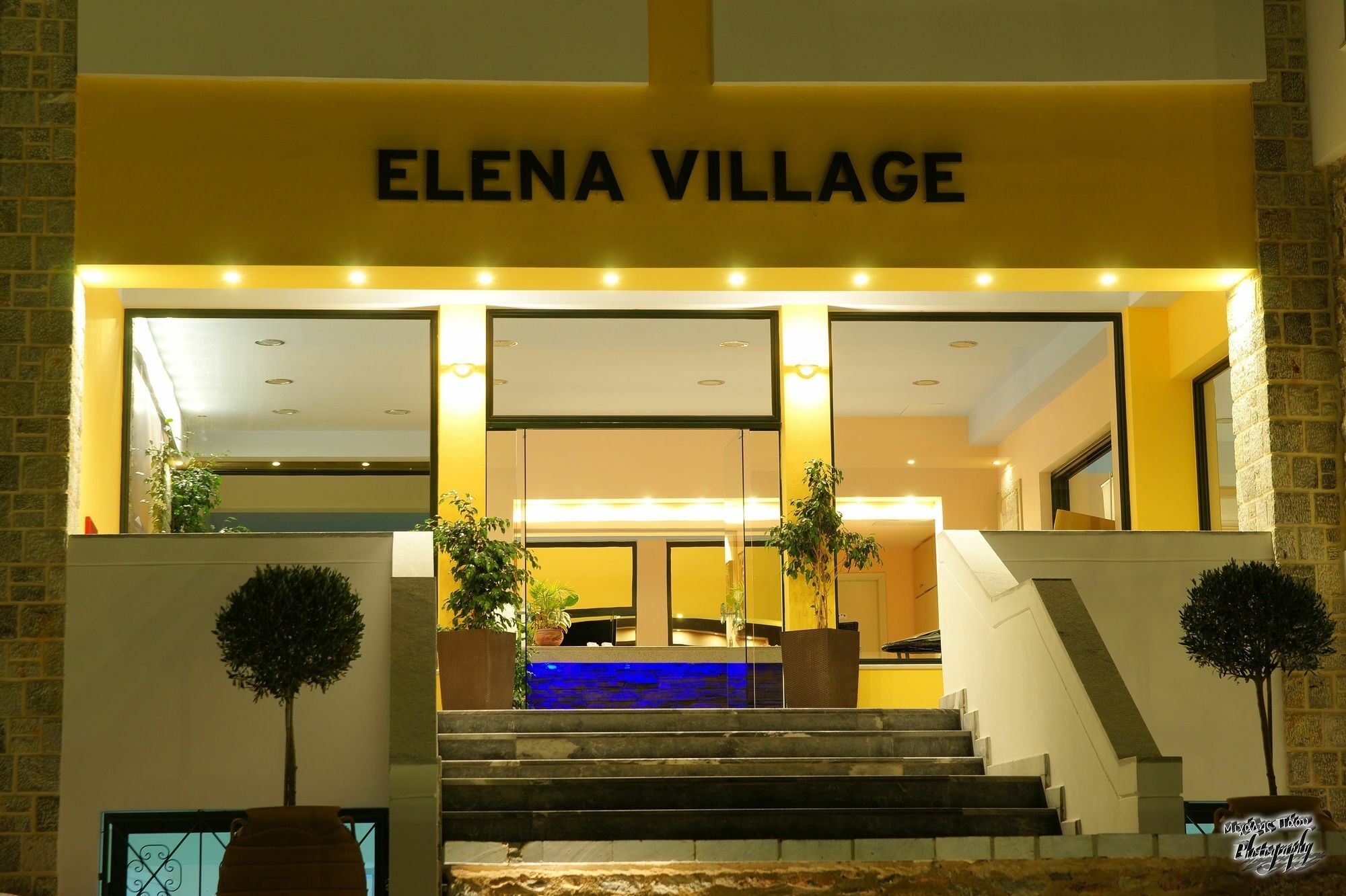 Elena Village Hotel & Suites Myrties Bagian luar foto